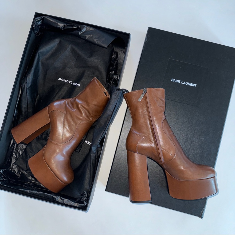 Saint Laurent Brown Billy Platform Boots. Size US 12 / EU 42